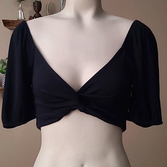 Blue Blush Tops - Short Sleeve Crop Top